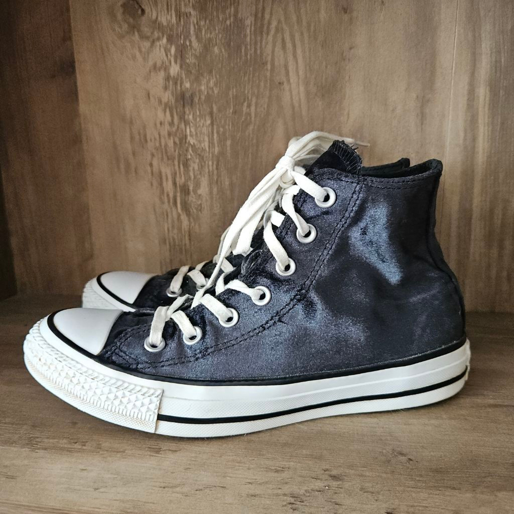 Converse Black Velvet High Top Sneakers Womens 7.5